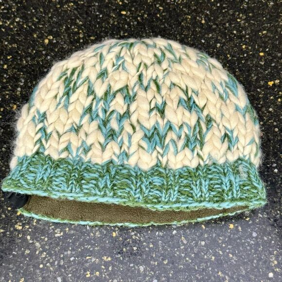 Everest Designs Wool Knit Toboggan. Kids 5-12 - Picture 10 of 13